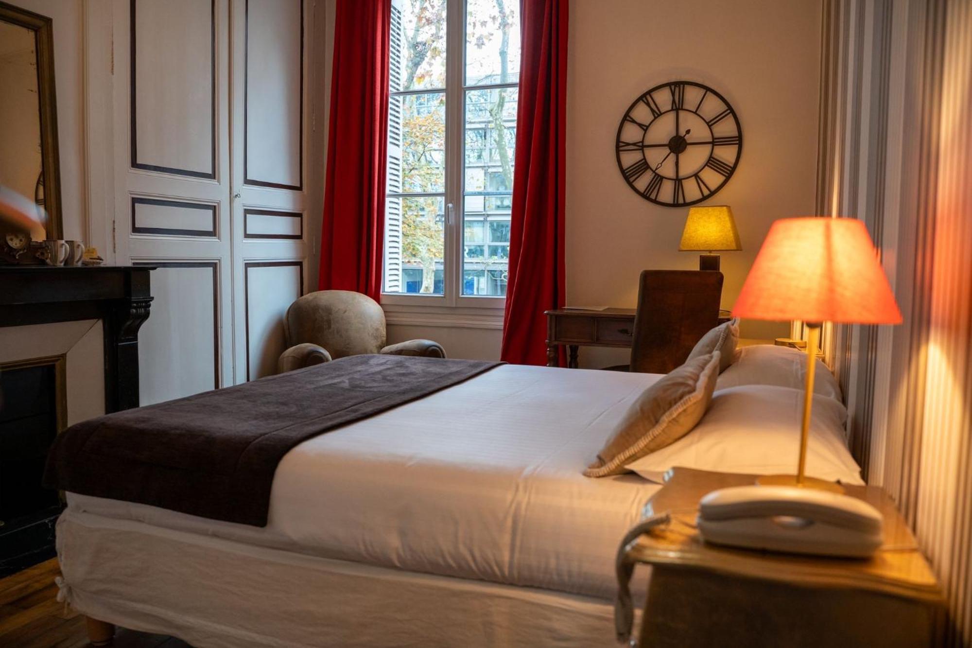 Hotel Val De Loire ตูร์ ภายนอก รูปภาพ