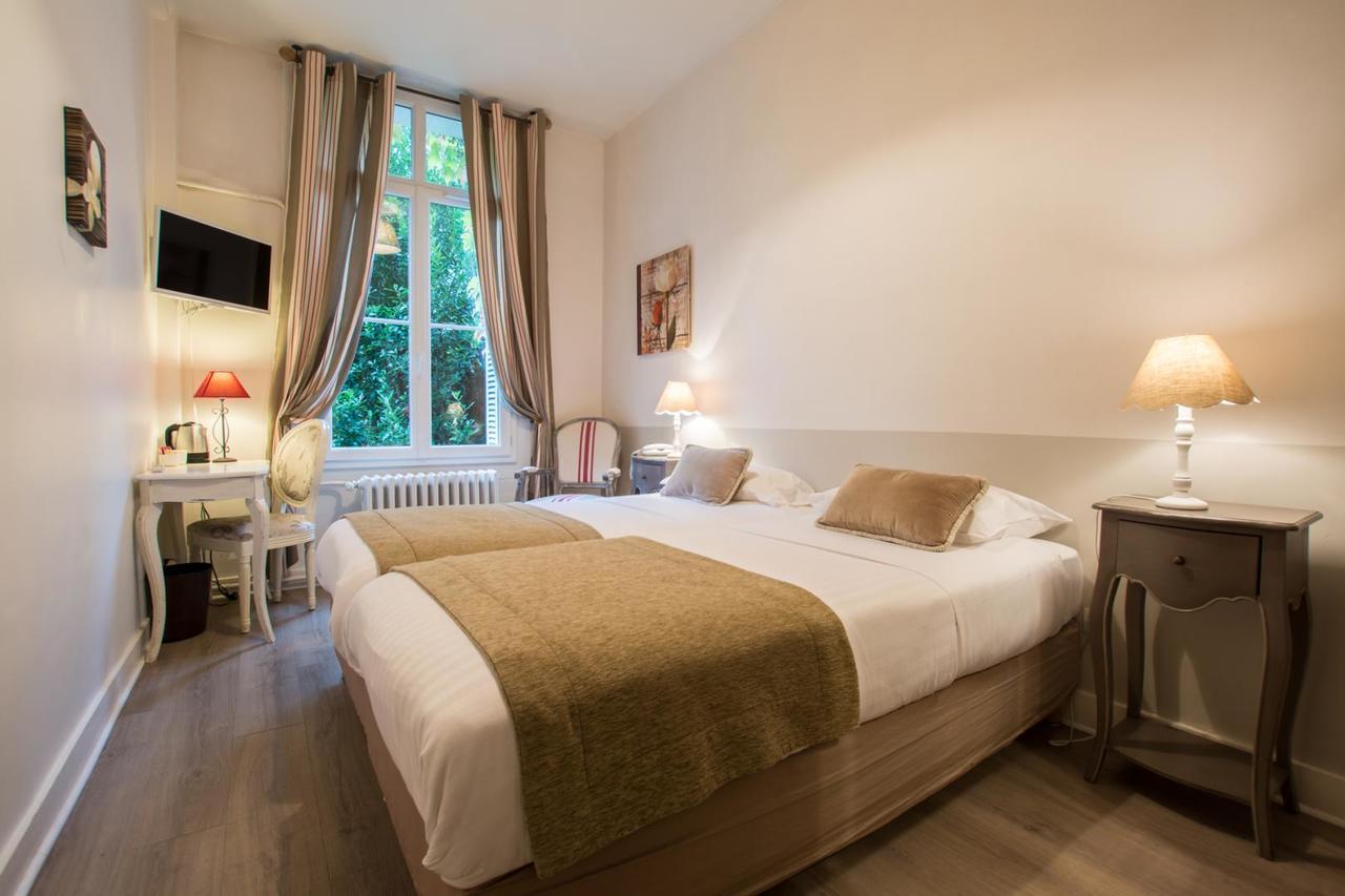 Hotel Val De Loire ตูร์ ภายนอก รูปภาพ