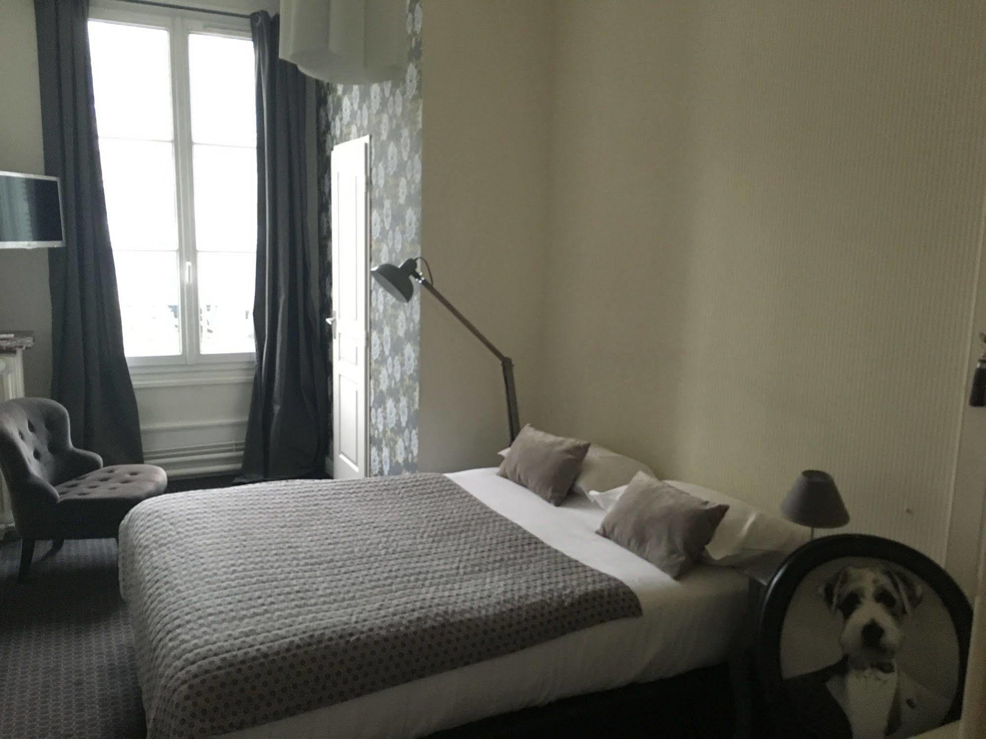 Hotel Val De Loire ตูร์ ภายนอก รูปภาพ